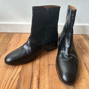 Vintage Paul Chardo Black Leather Ankle Boots with Zipper Closure